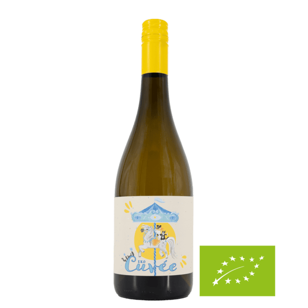 Eko Cuvée 2023 - wino lubuskie Butelka wina lubuskiego z etykietą Eko Cuvée, na tle czarnego tła, w kategorii wino ekologiczne.