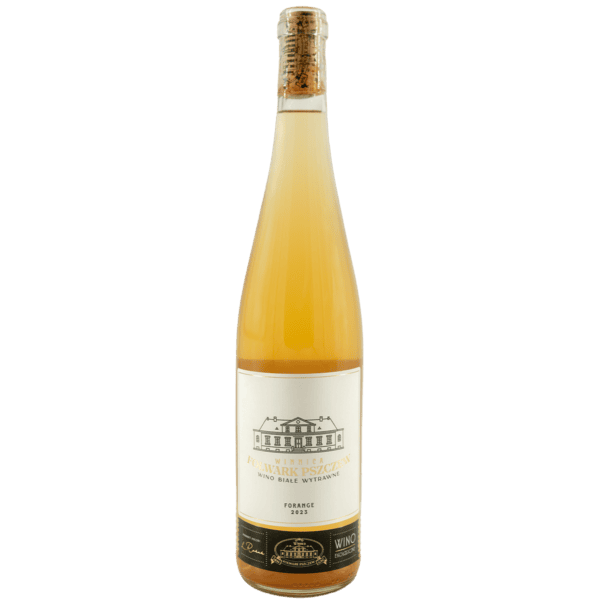 Forange 2023 - wino lubuskie Butelka wina lubuskiego, wino białe wytrawne, z winnicy, na tle etykiety.